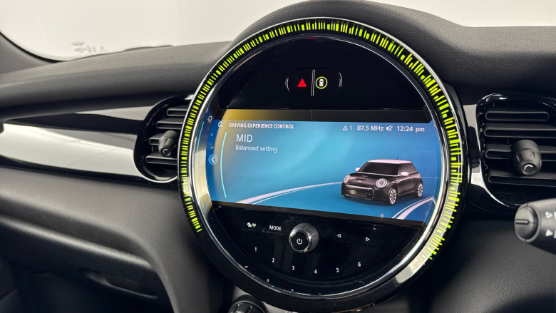 MINI Hatchback 1.5 Cooper Sport 3dr Auto Petrol Hatchback